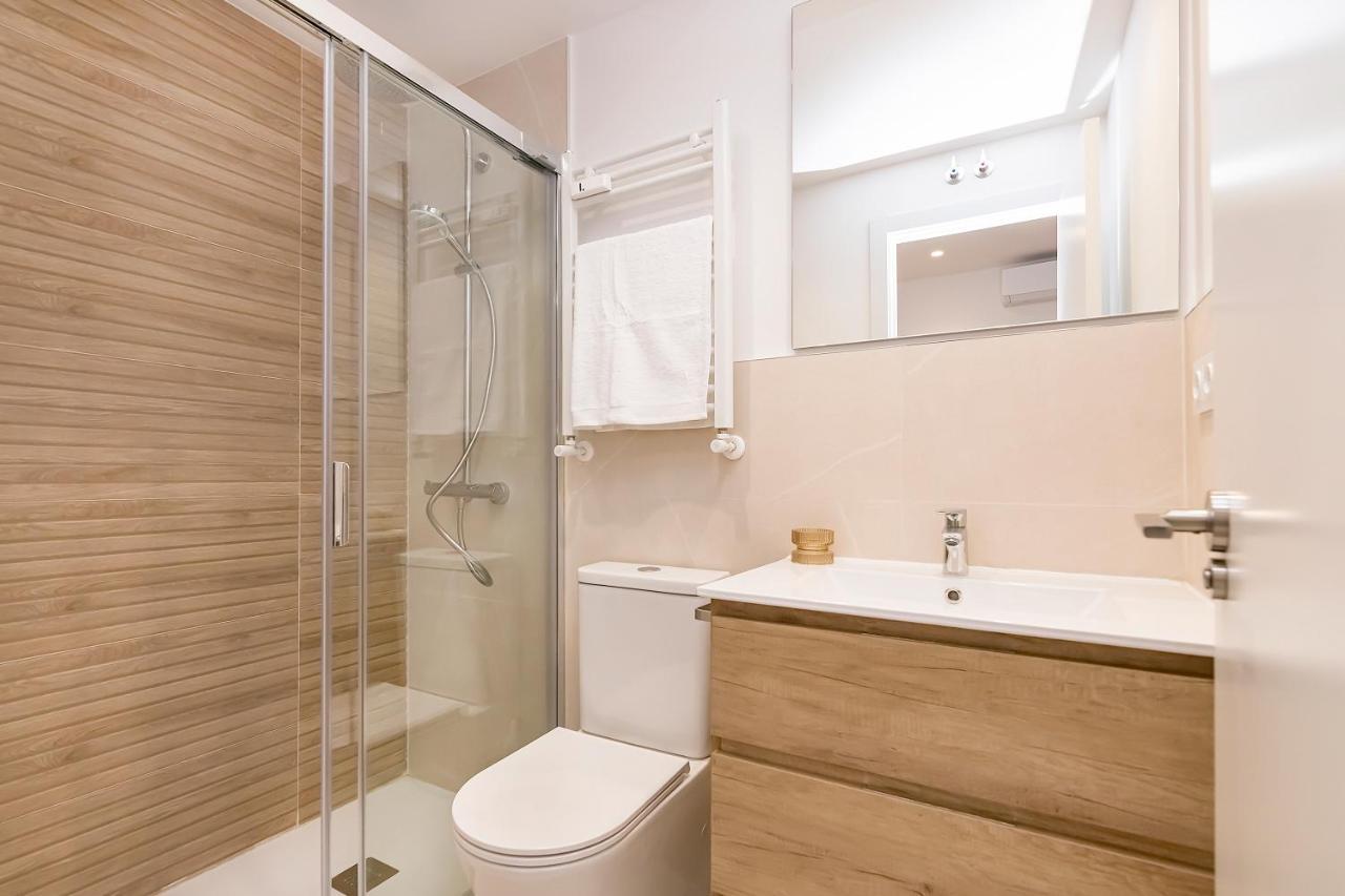 Bhost - Ferraz 74 Apartment Madrid Luaran gambar